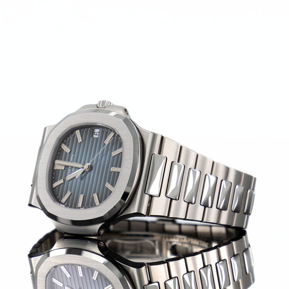 Patek Philippe Nautilus 5711 Blue Dial 40mm Steel