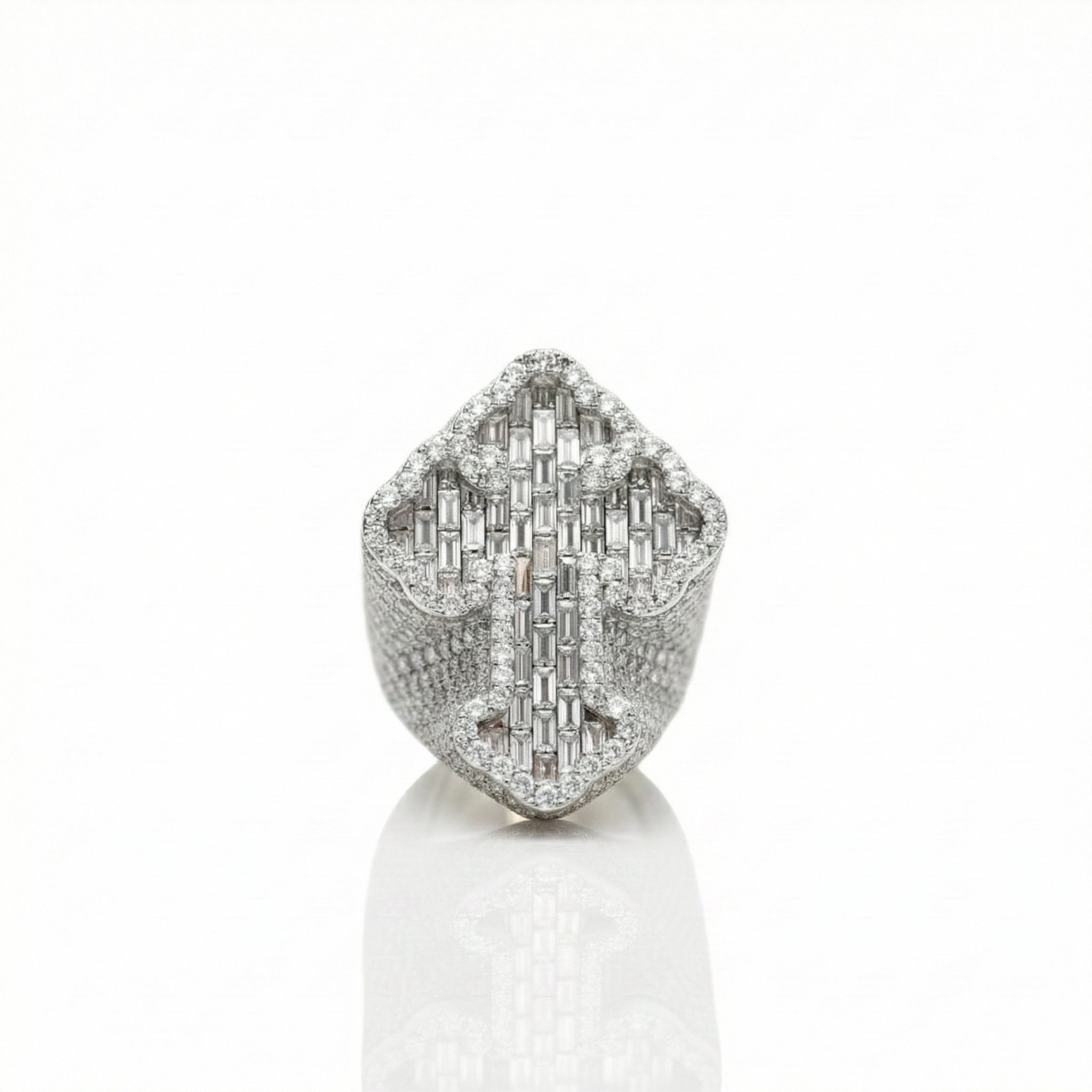 Fully Flooded Baguette and Round Cut Diamond Ring