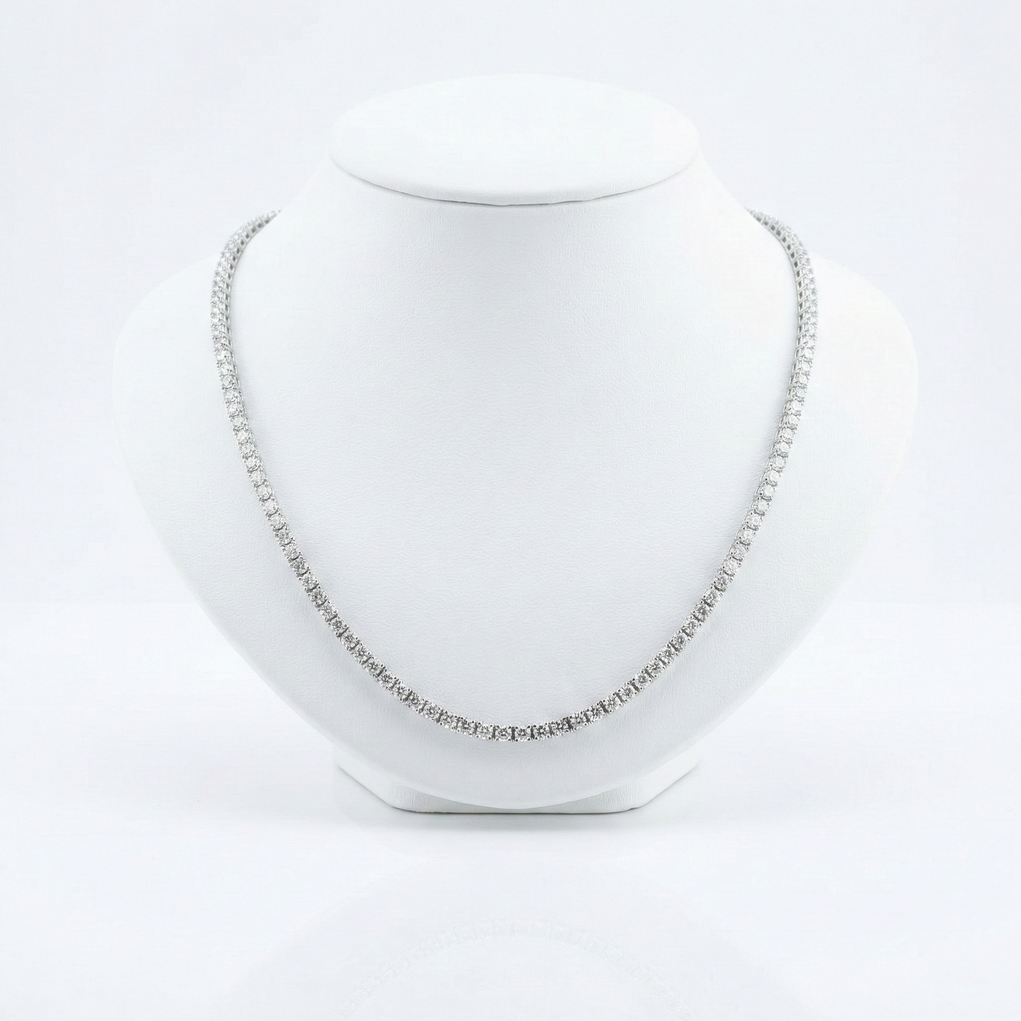 Illusion Set Round Cut Diamond Tennis Chain