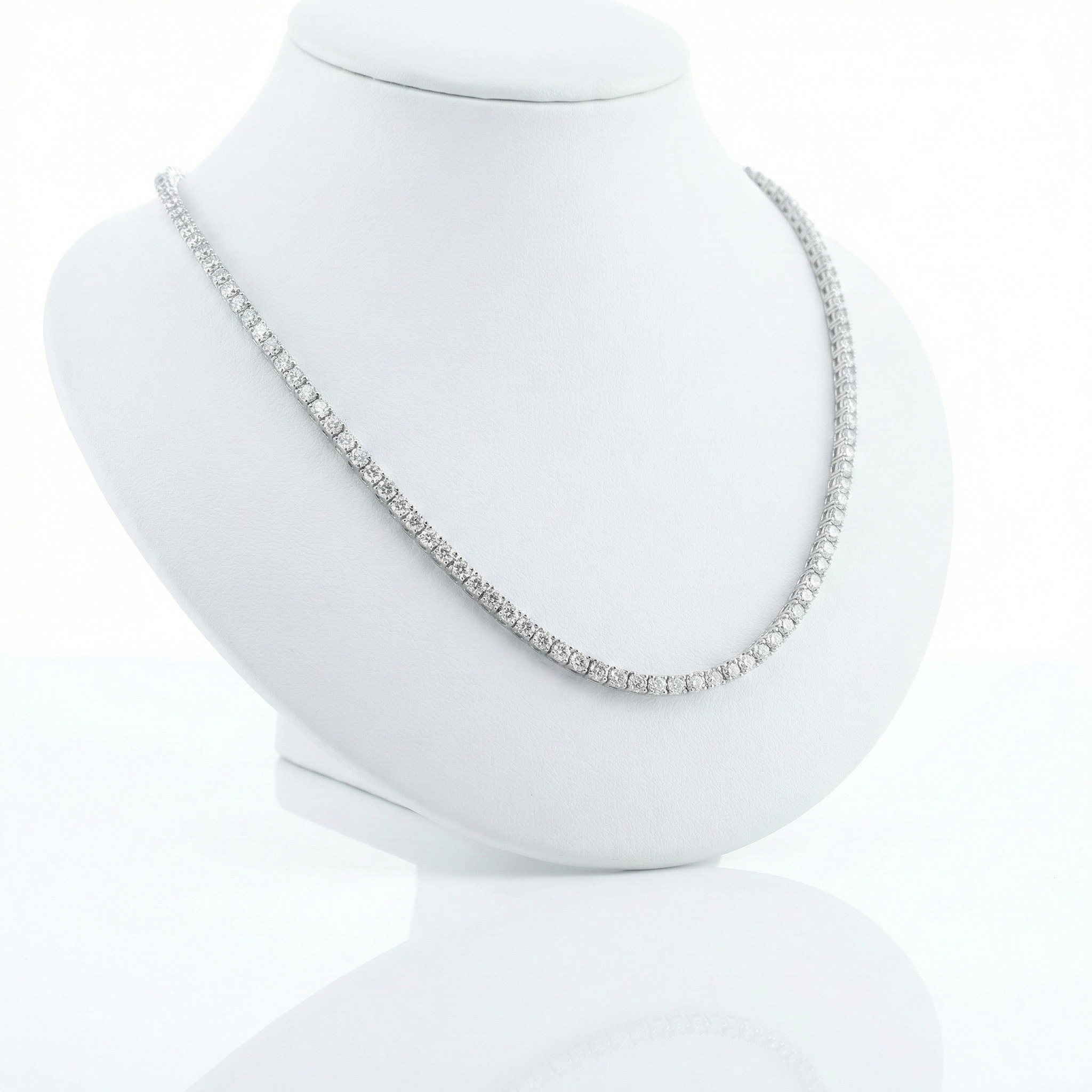 Illusion Set Round Cut Diamond Tennis Chain