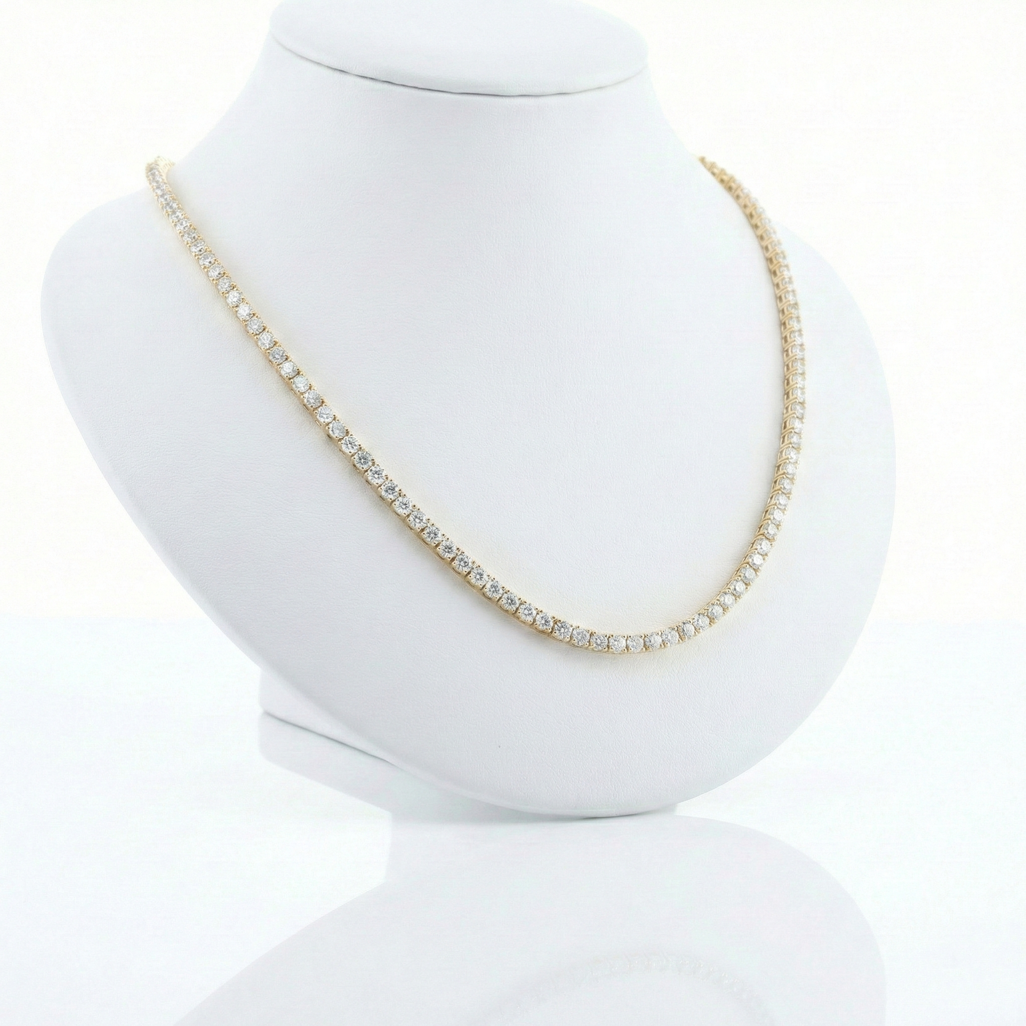 Illusion Set Round Cut Diamond Tennis Chain