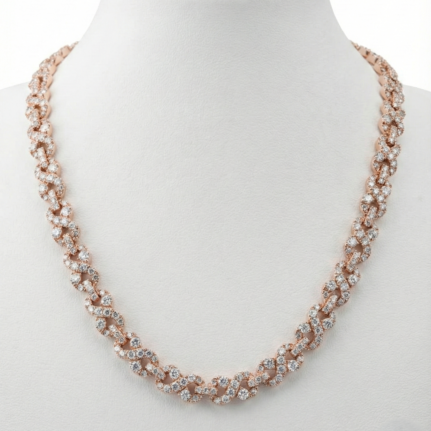 Solid Gold Round Cut Diamond Pavé Twisted Necklace
